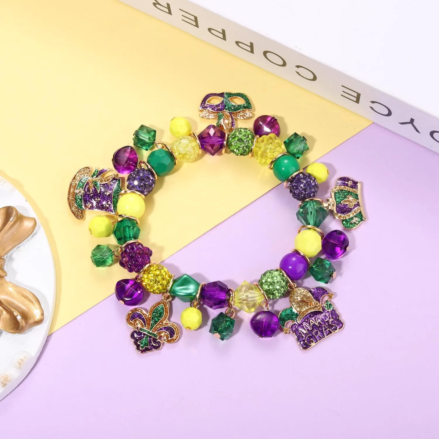 Cinco De Mayo Charm Bracelets for Women, Mexican Fiesta Beaded Stretch Bracelets Colorful Sombrero Avocado Pinata Chili Charm Bracelets Mexican Accessories Party Favors
