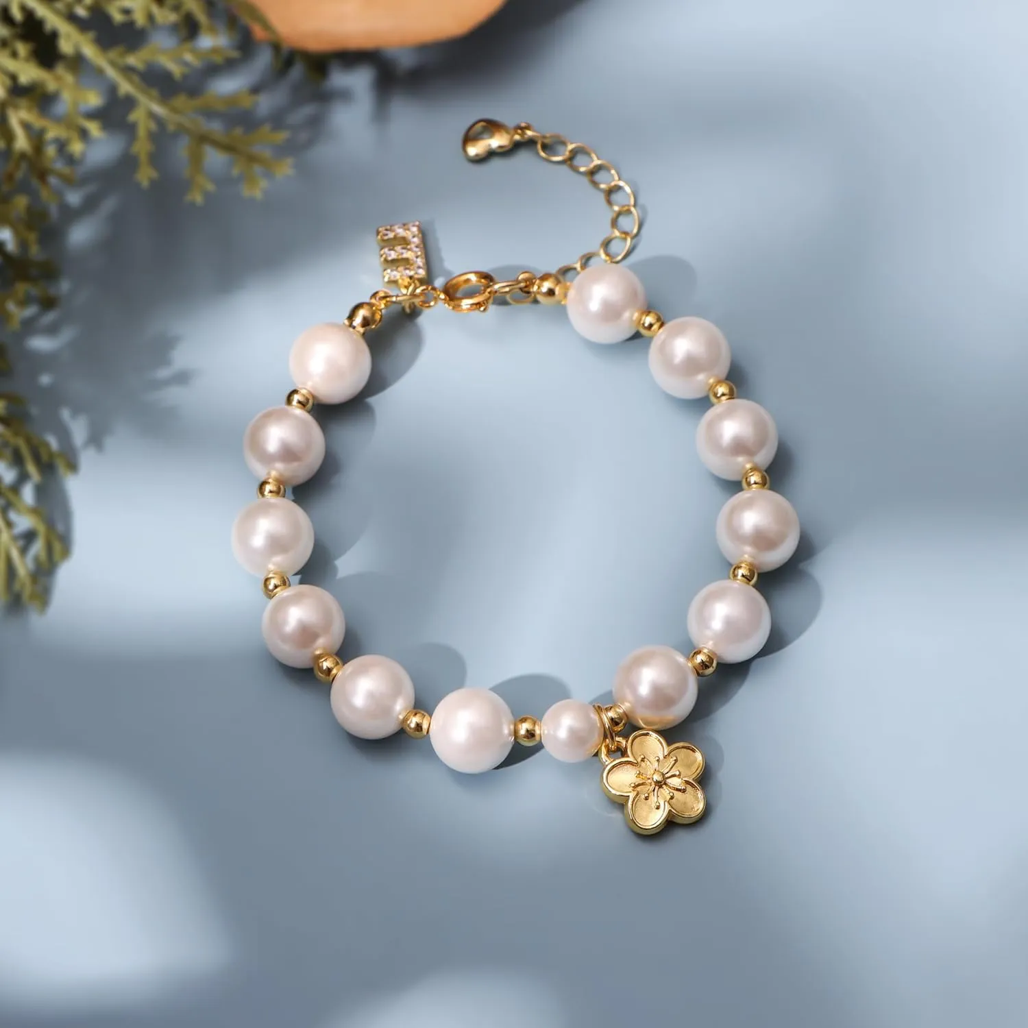 Initial Charms Bracelet Wedding Gifts Wedding Gifts Rhinestone Pearl Bracelet Charm Bracelets for Women Flower Charm Bracelets
