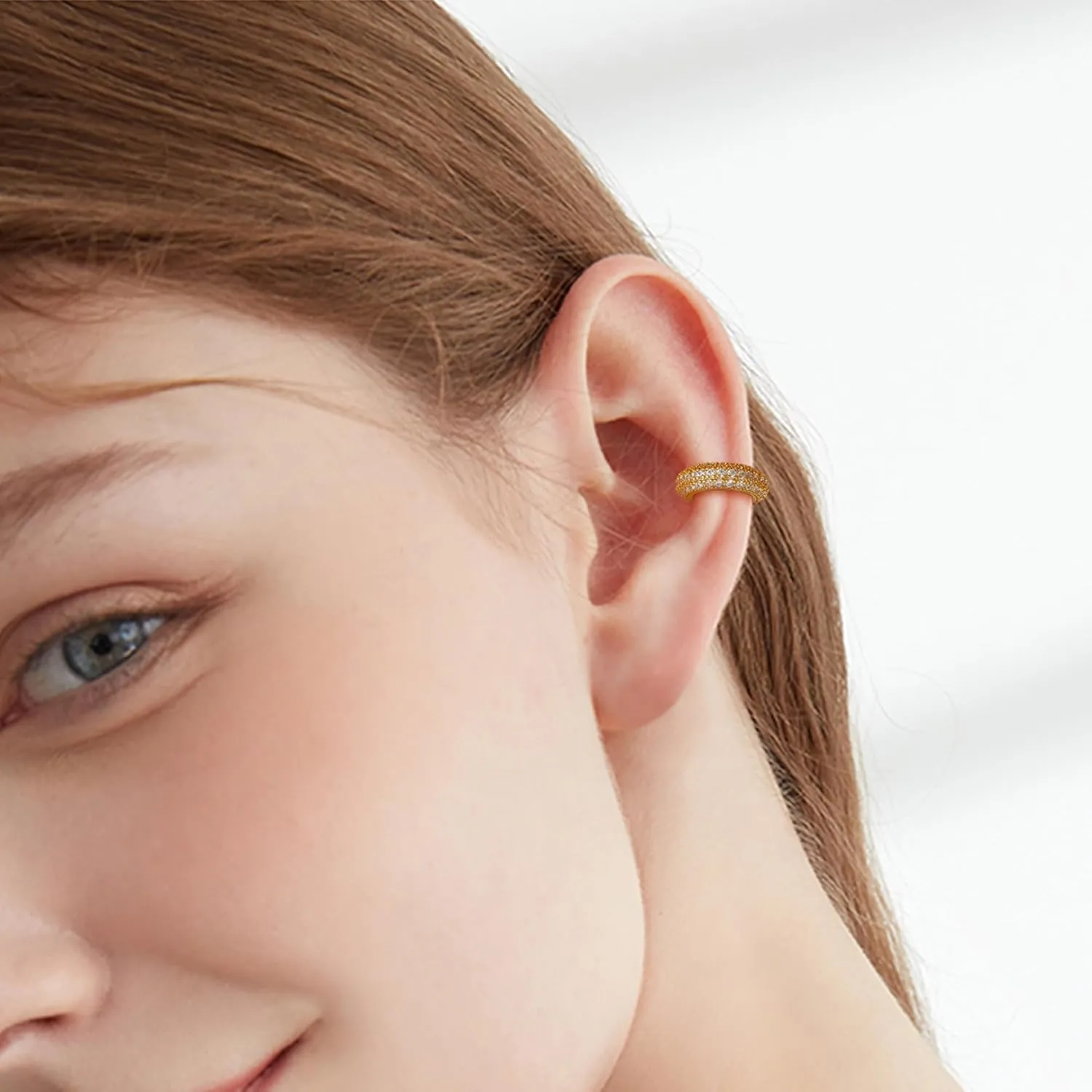 JeryWe Ear Cuff Earrings for Women Non Piercing - 14K Gold Plated Huggie Hoop, Clip On Elegant Ear Clips, Cartilage Wrap, Fashionable Fake Earring Cuffs for Non Pierced Ears 2PCS