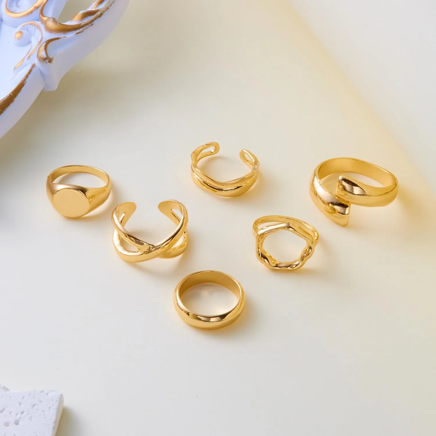 RINHOO Gold Chunky Rings Set for Women Braided Twisted Round Rings Adjustable Stackable Open Rings Band Statement Jewelry