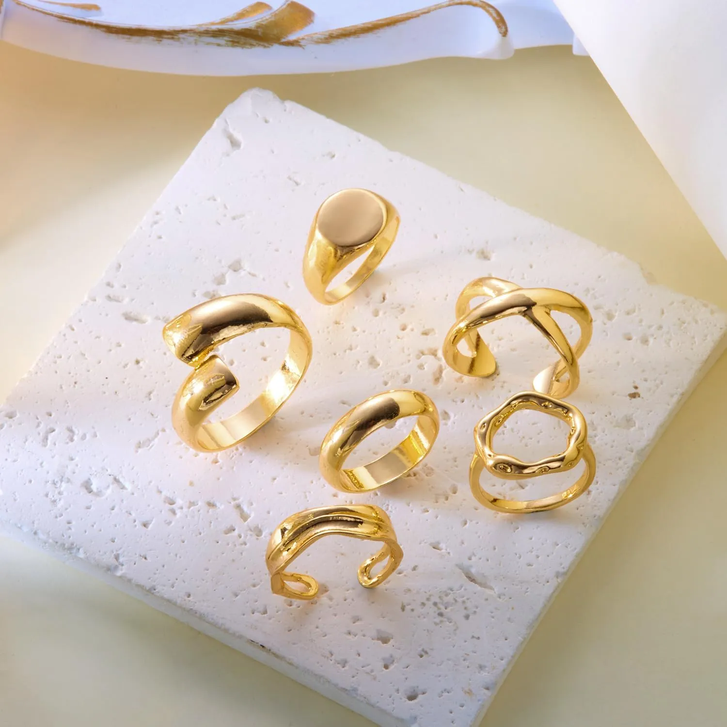 RINHOO Gold Chunky Rings Set for Women Braided Twisted Round Rings Adjustable Stackable Open Rings Band Statement Jewelry