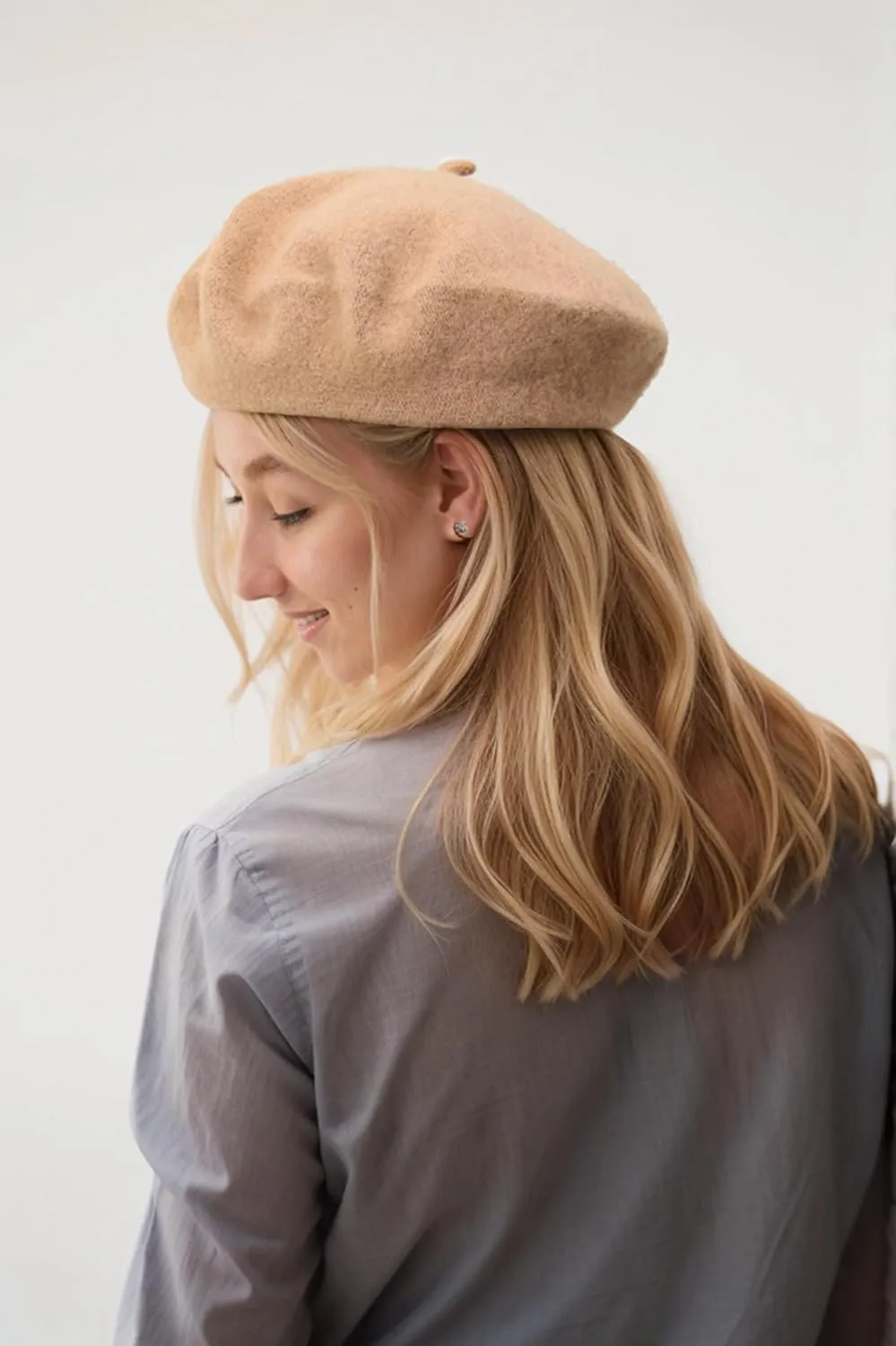 Women's Beret Hats - French Wool Blend Winter Cap, 70% Wool All-Season Soft Beret Hats for Women (Multi-Color)