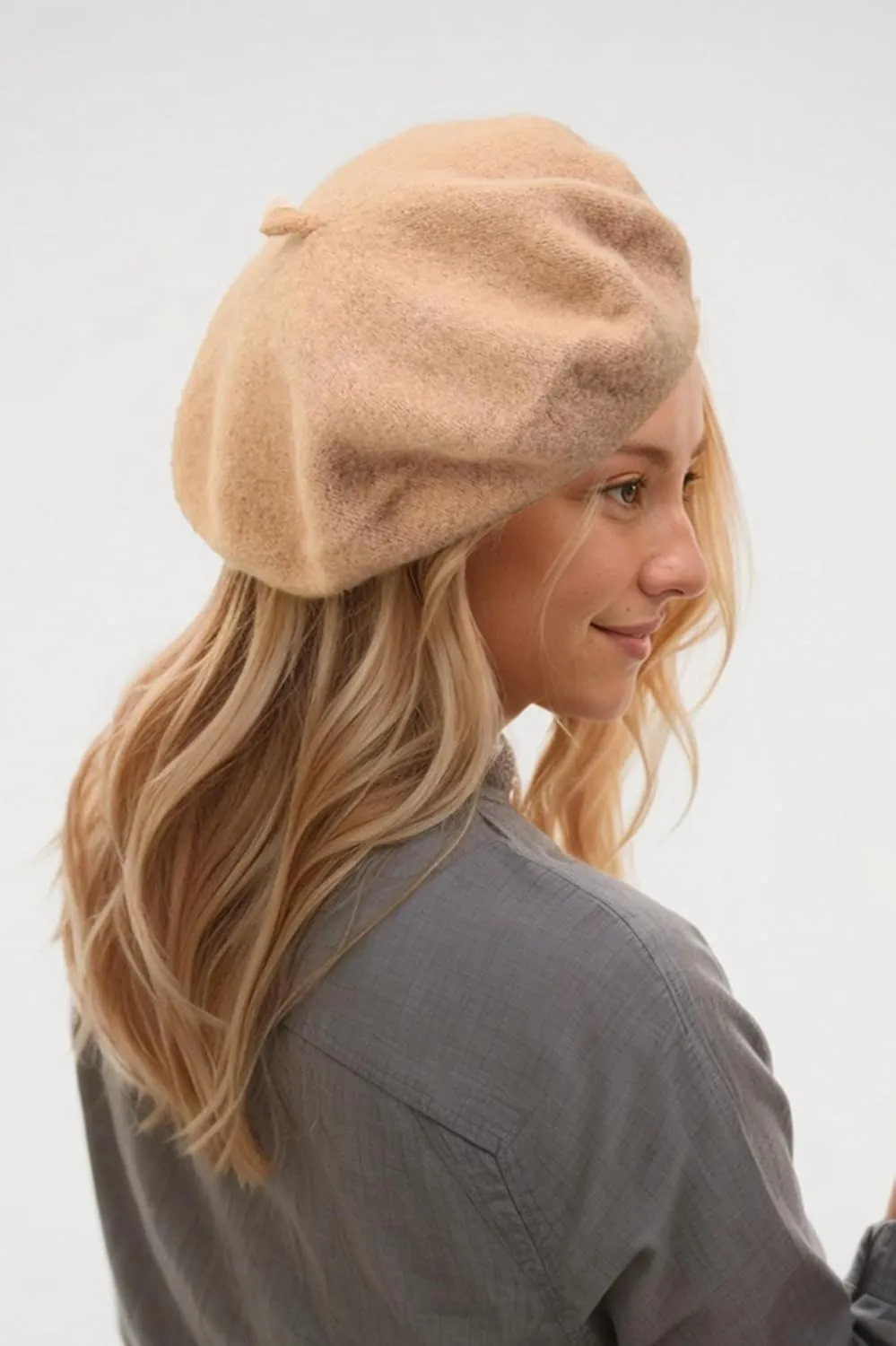 Women's Beret Hats - French Wool Blend Winter Cap, 70% Wool All-Season Soft Beret Hats for Women (Multi-Color)